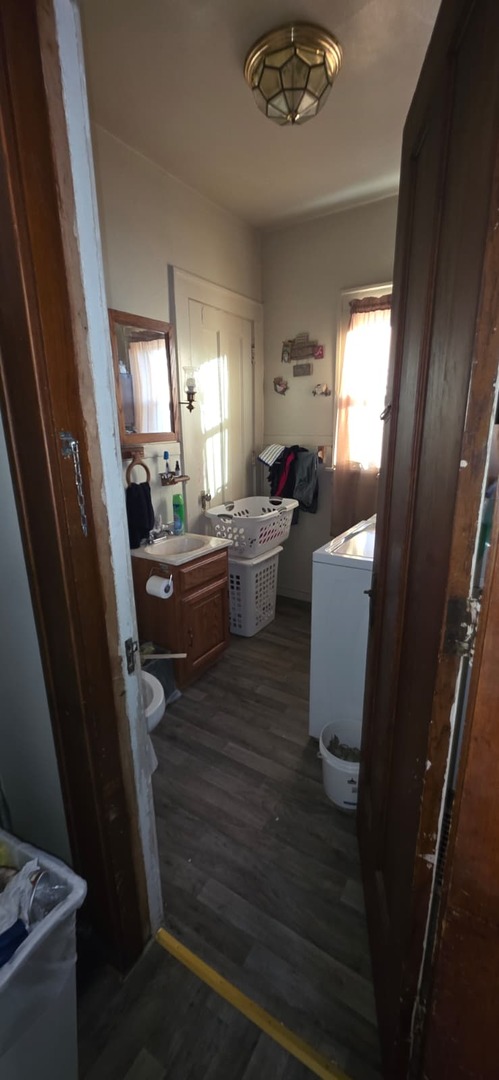 110 W JACKSON Street, Abingdon, IL 61410