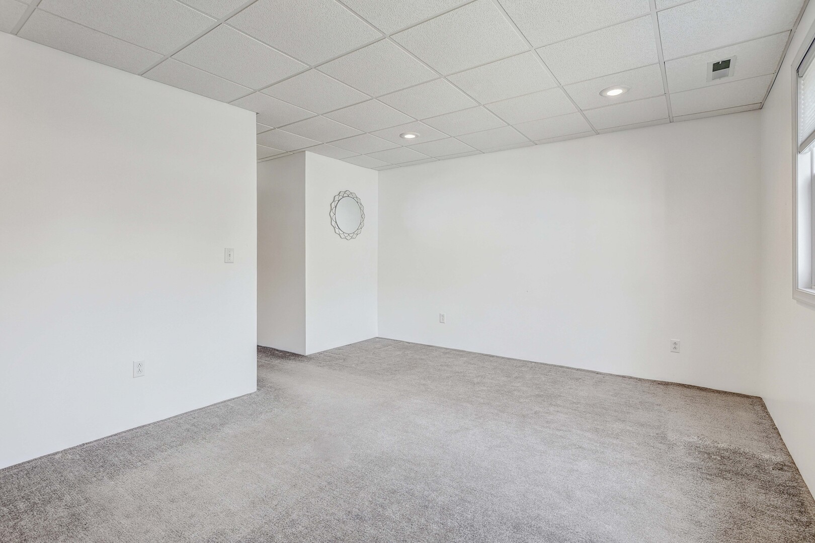 1017 Grand Boulevard, Wauconda, IL 60084