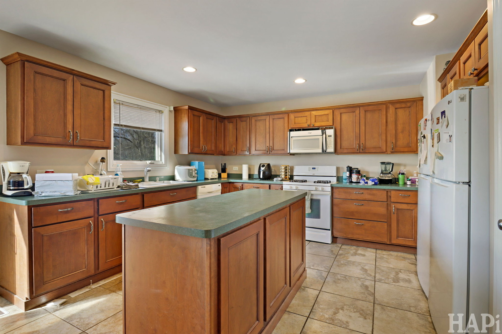 1397 Nippersink Road, Fox Lake, IL 60020