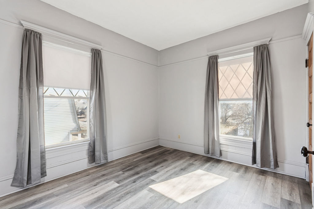 705 W Market Street, Bloomington, IL 61701