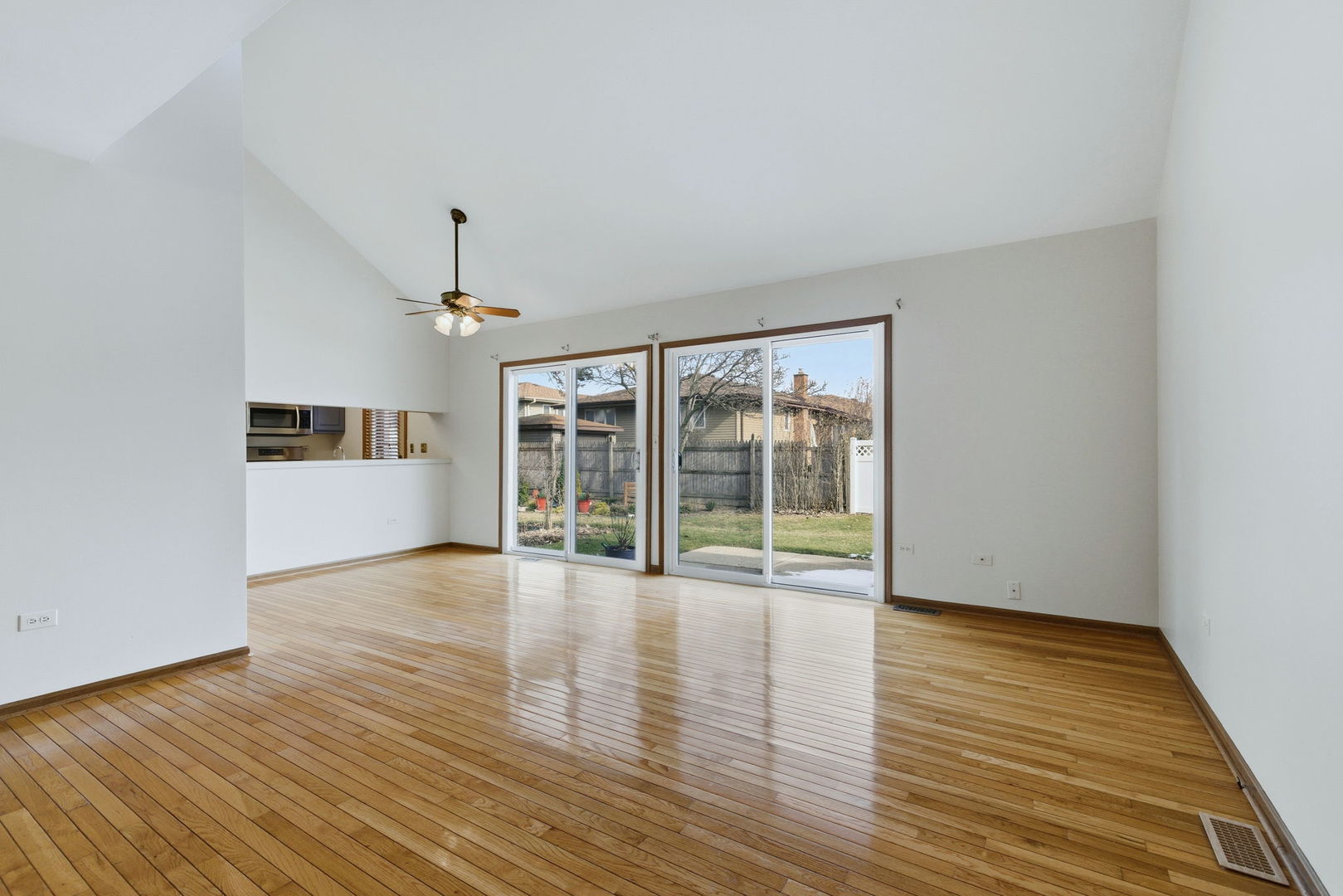 3057 Ashton Court, Westchester, IL 60154