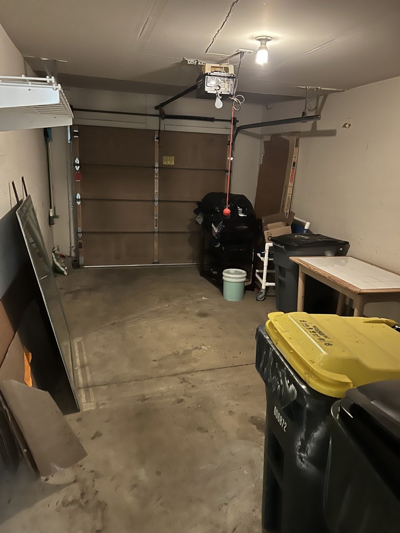 157 CONCORD Lane #157, Carol Stream, IL 60188