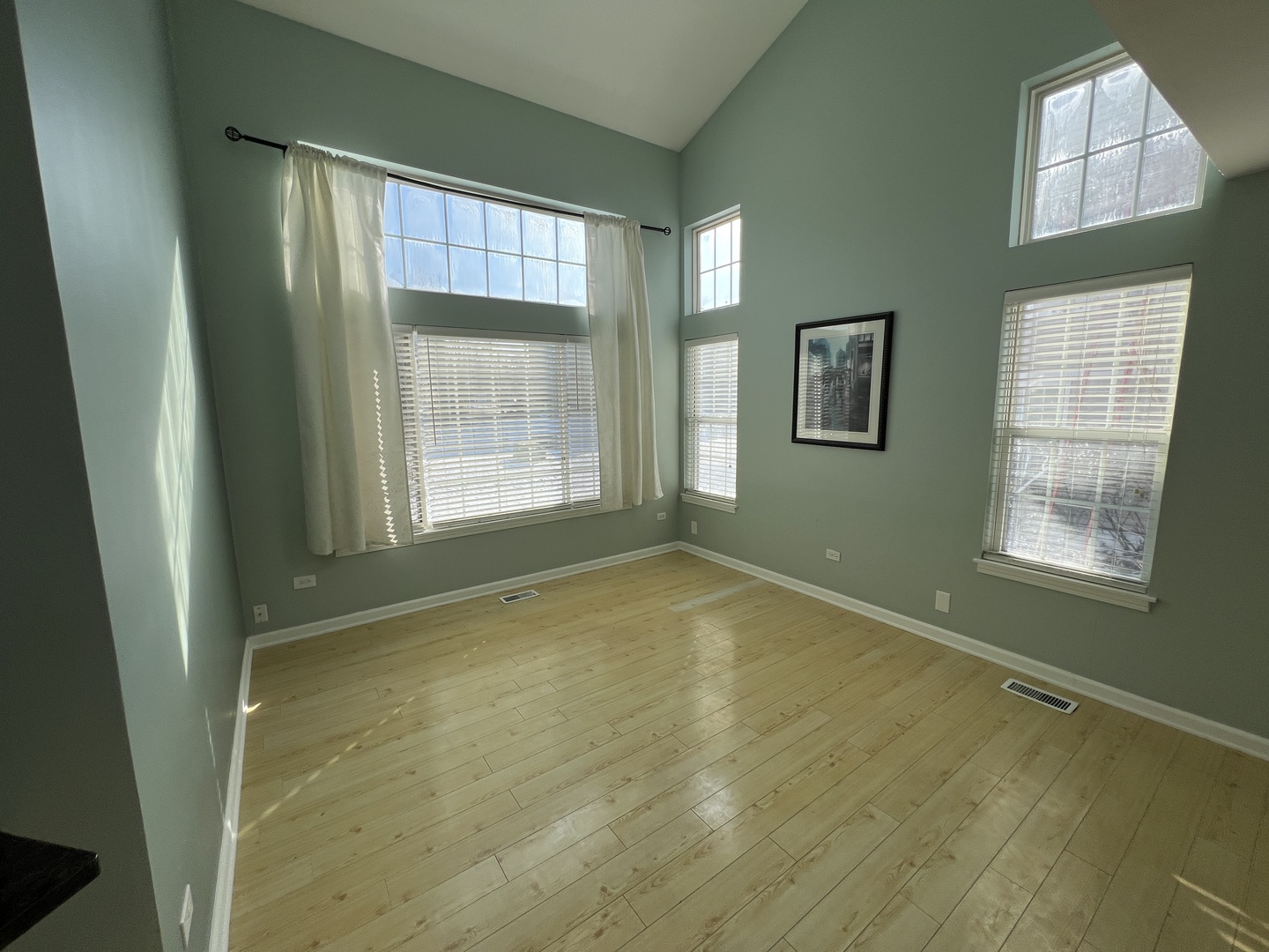 157 CONCORD Lane #157, Carol Stream, IL 60188