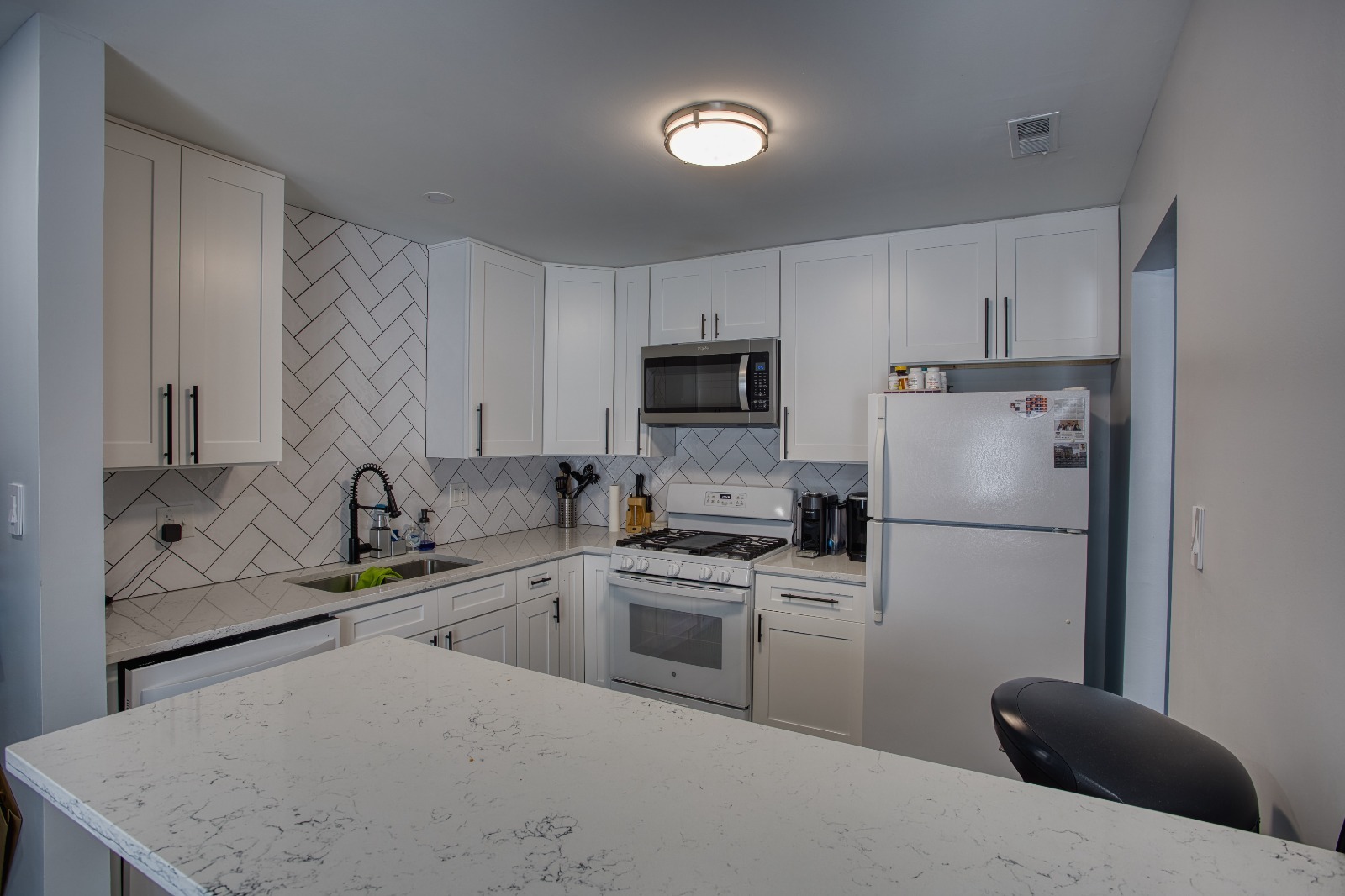 1732 Harrow Court #D, Wheaton, IL 60189