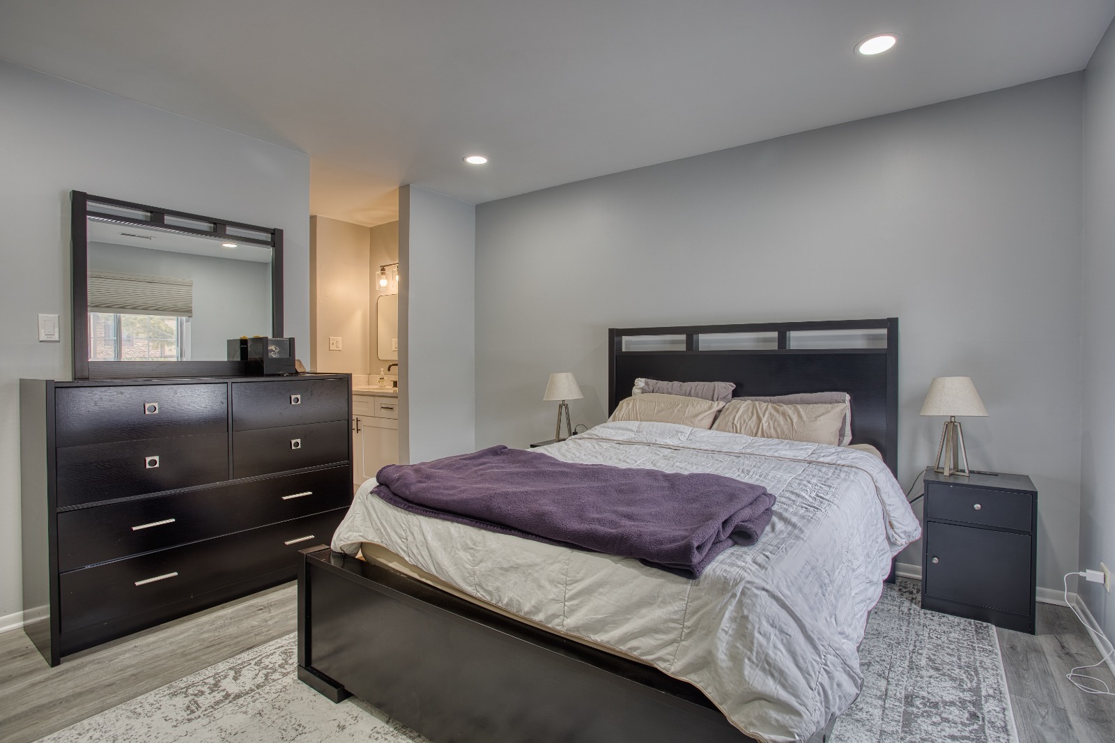 1732 Harrow Court #D, Wheaton, IL 60189