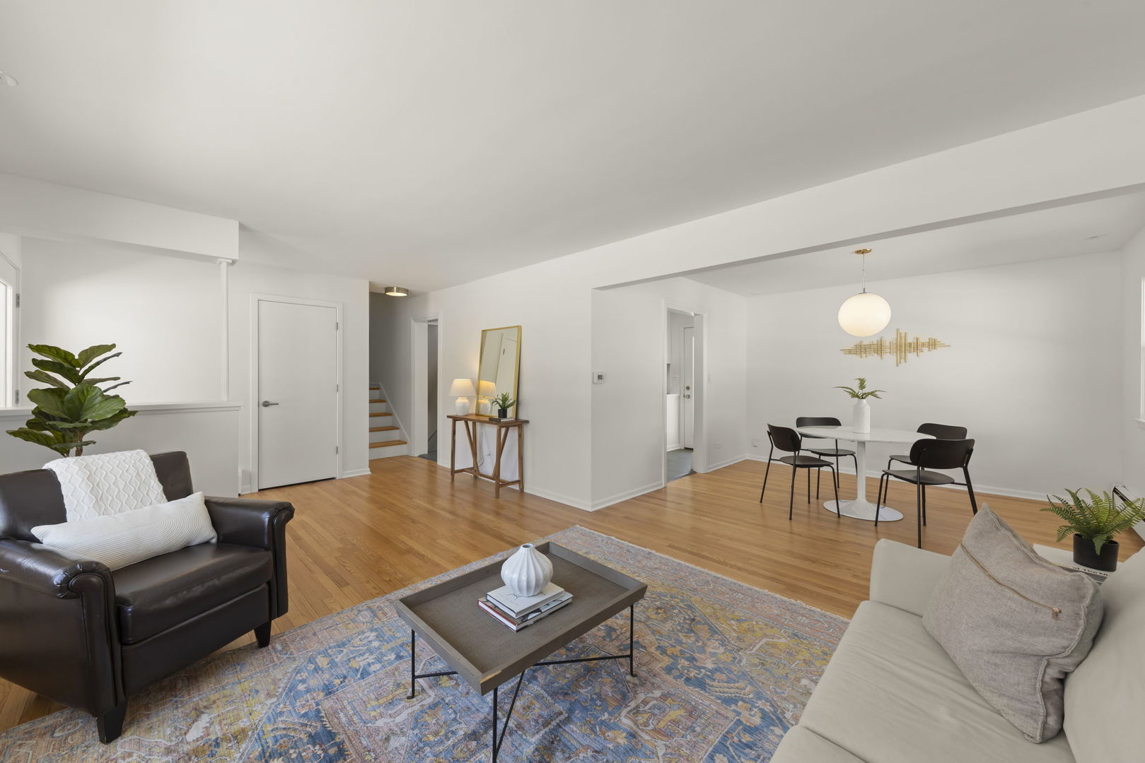 465 Cottage Avenue, Glen Ellyn, IL 60137