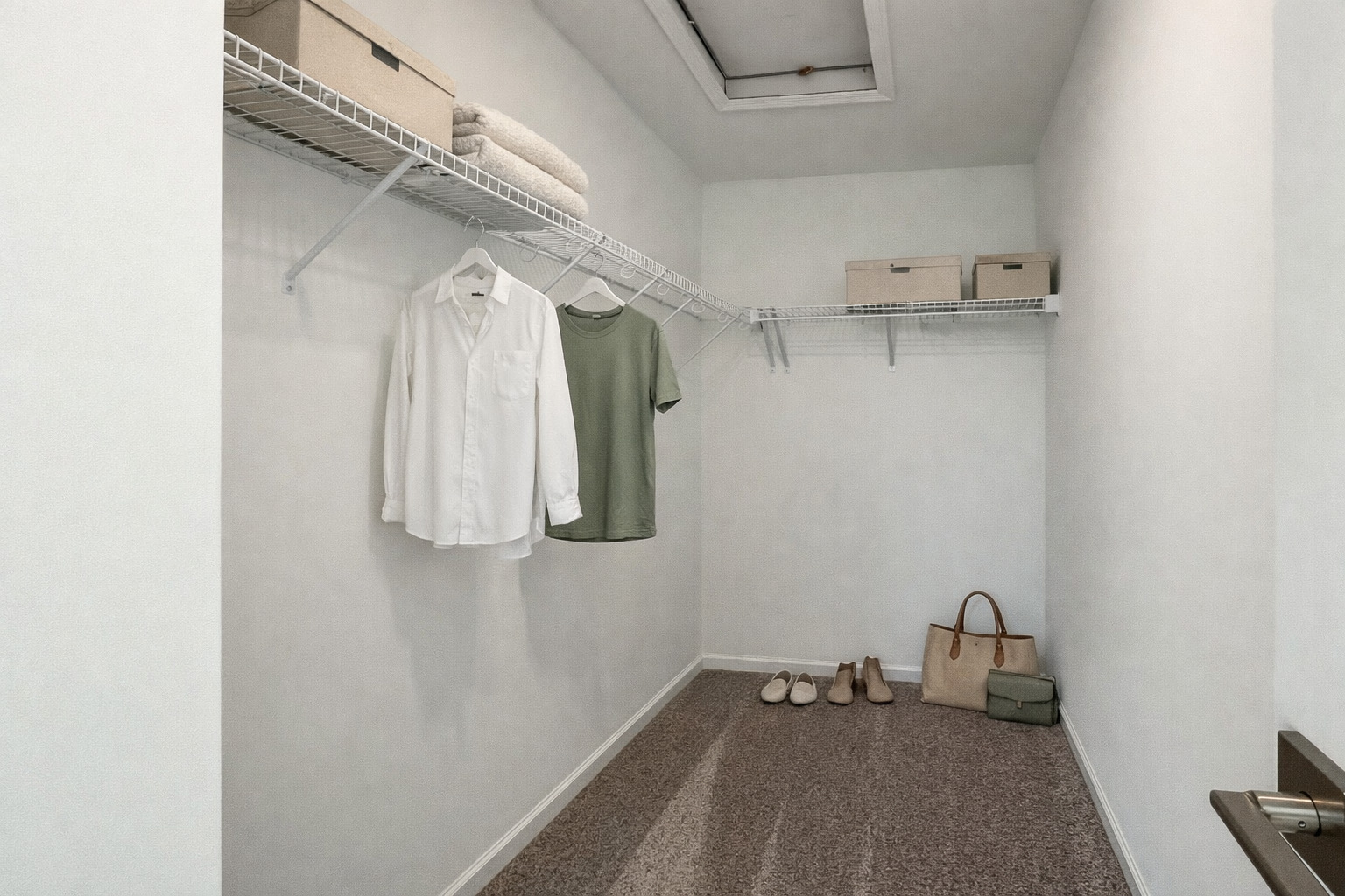 255 Regency Court #D, Wauconda, IL 60084