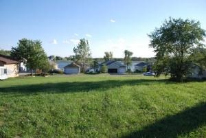 203 NE Candlewick Drive, Poplar Grove, IL 61065