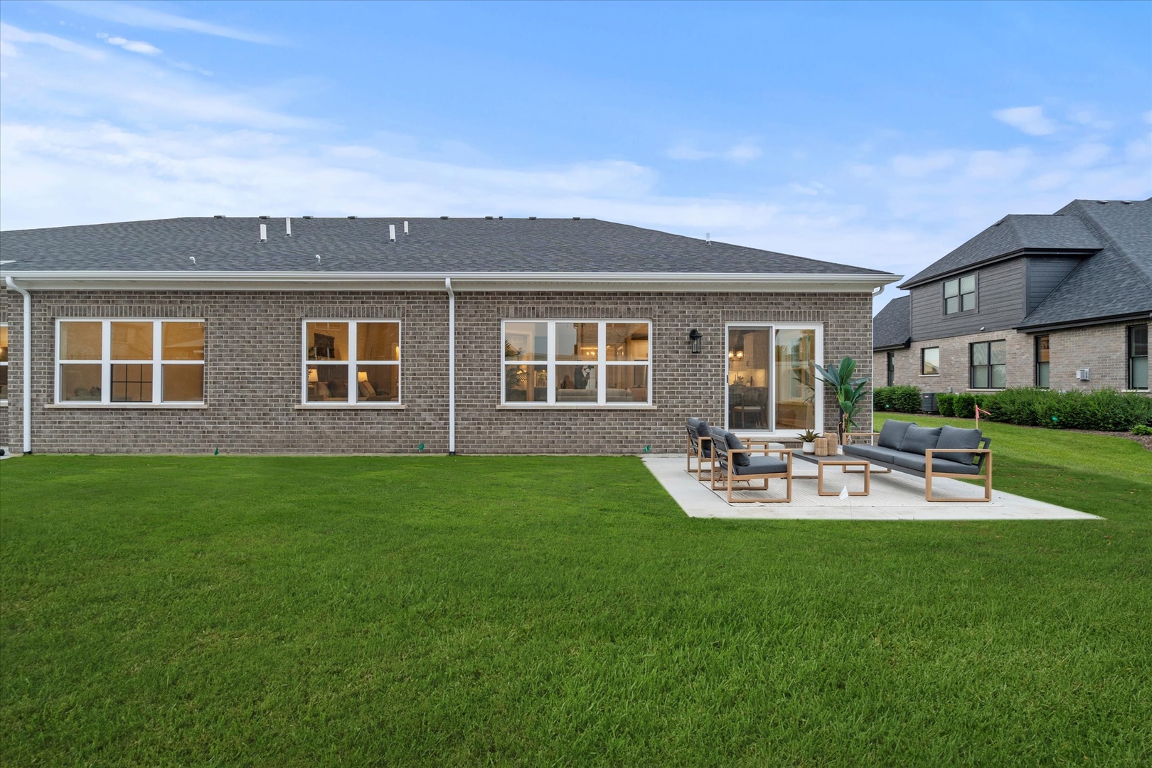 16590 Kayla Drive, Lemont, IL 60439