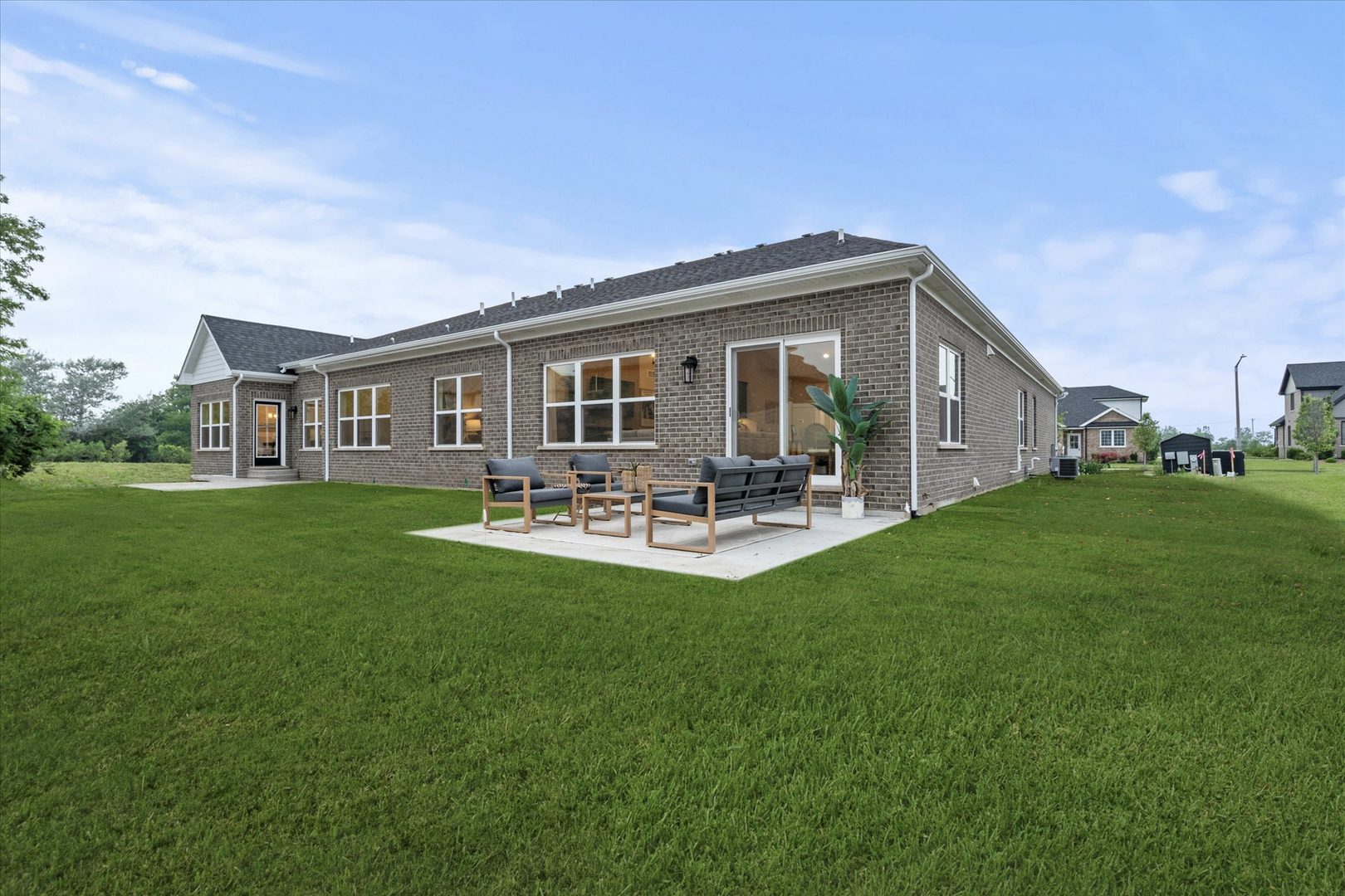 16590 Kayla Drive, Lemont, IL 60439