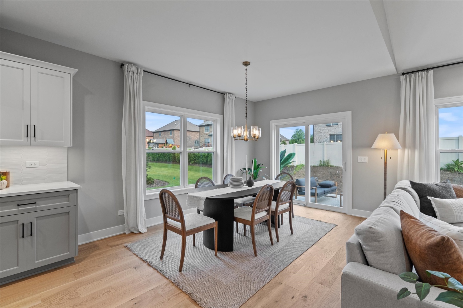 16590 Kayla Drive, Lemont, IL 60439