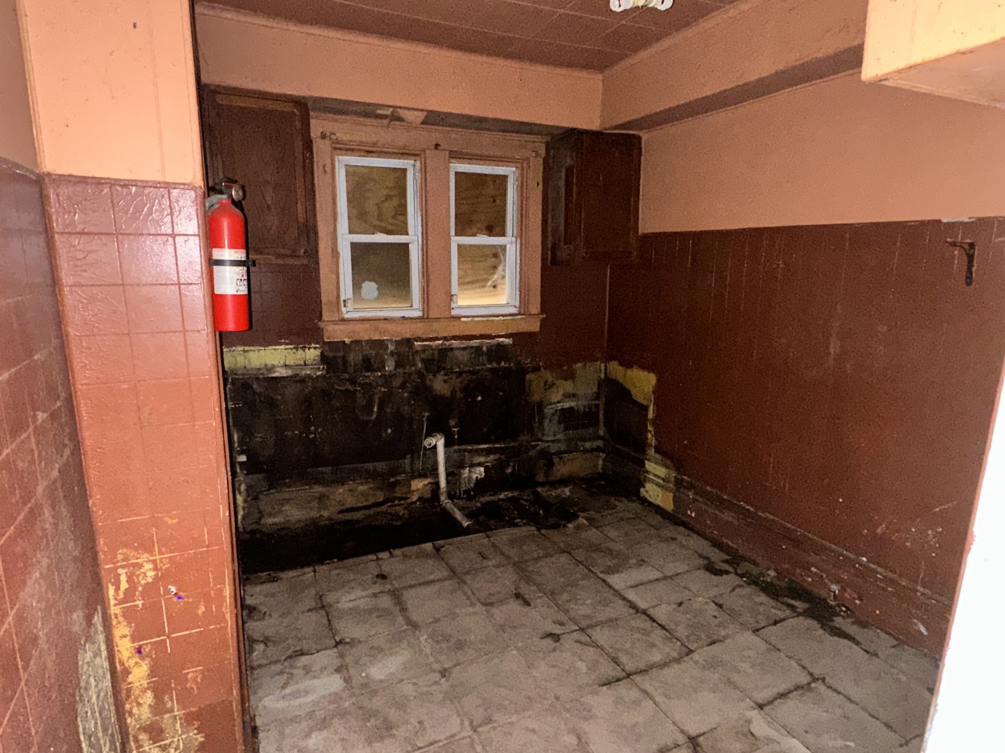 5538 S Perry Avenue, Chicago, IL 60621