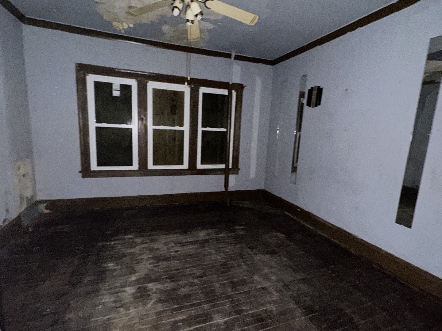 5538 S Perry Avenue, Chicago, IL 60621