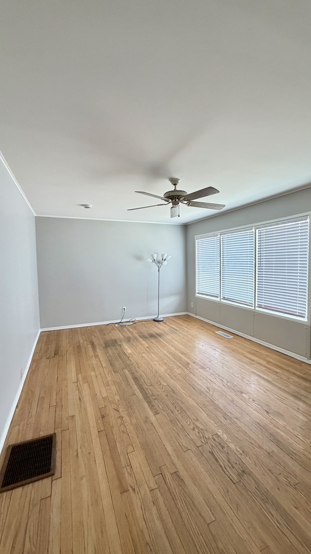 927 Westshire Drive, Joliet, IL 60435