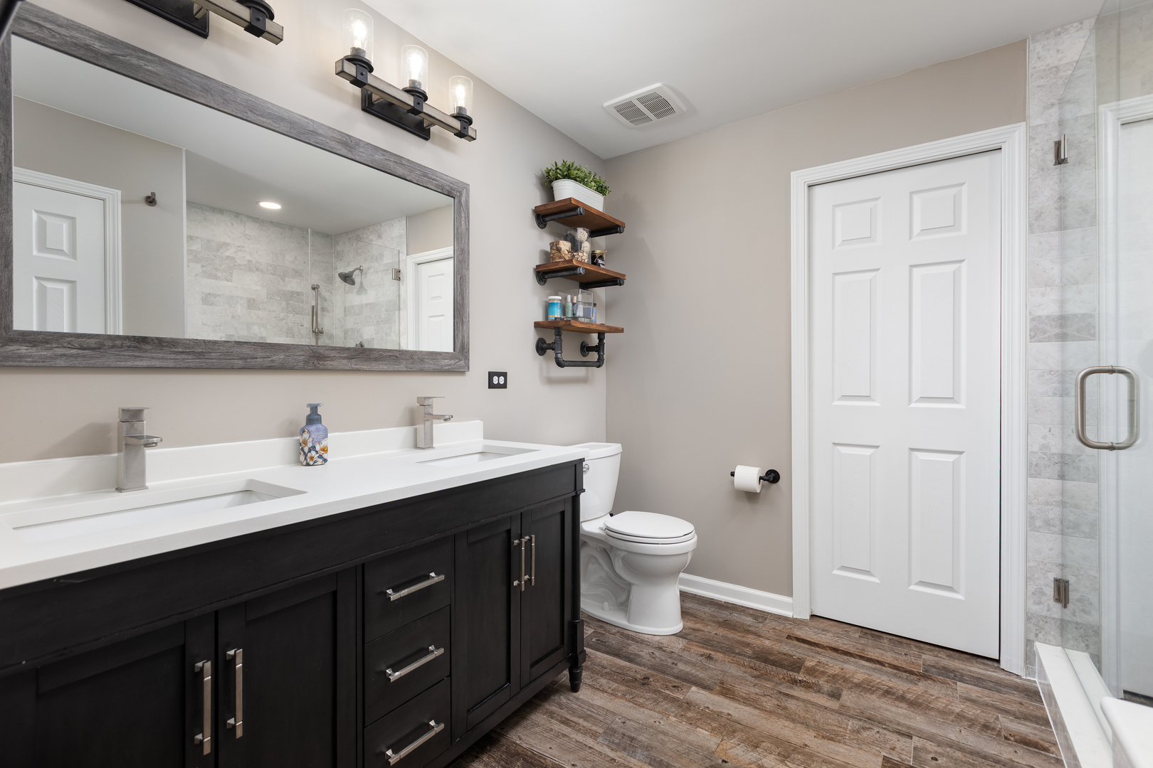 1009 Bennett Court, North Aurora, IL 60542