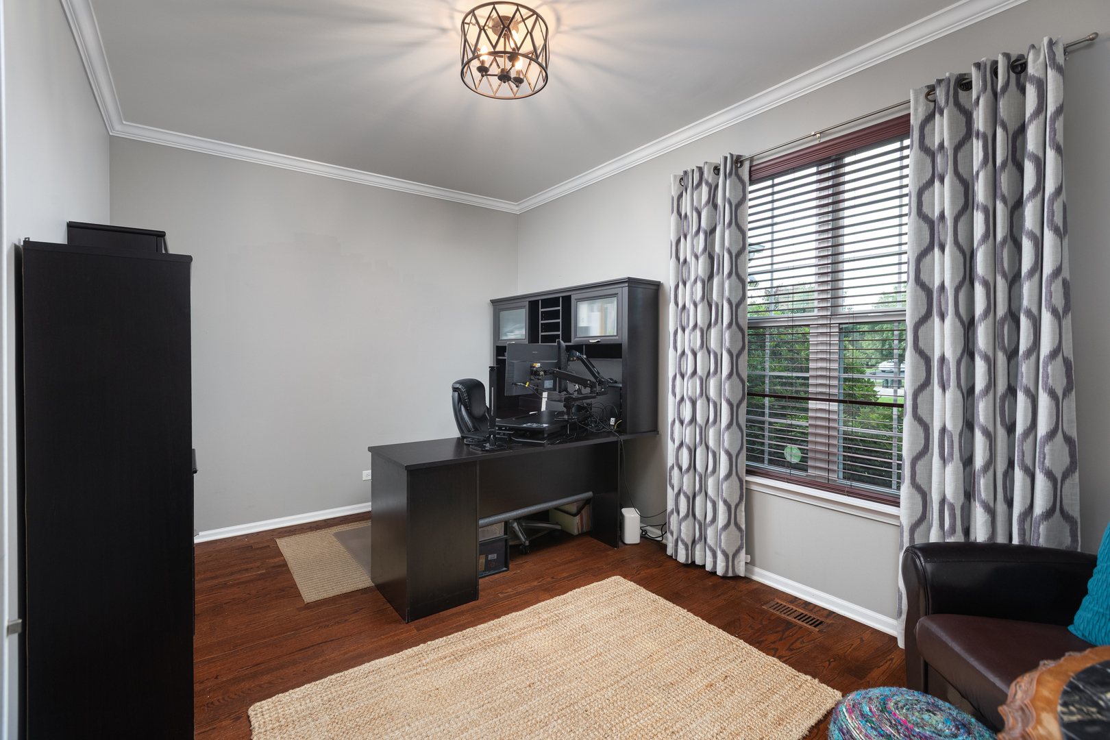 1009 Bennett Court, North Aurora, IL 60542