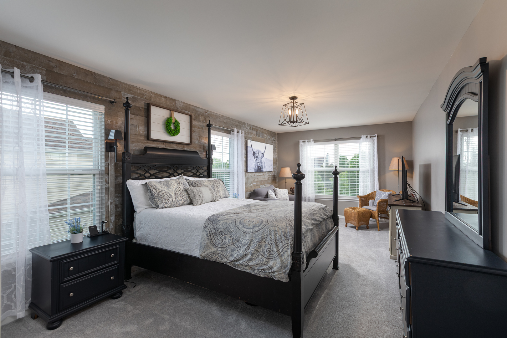 1009 Bennett Court, North Aurora, IL 60542