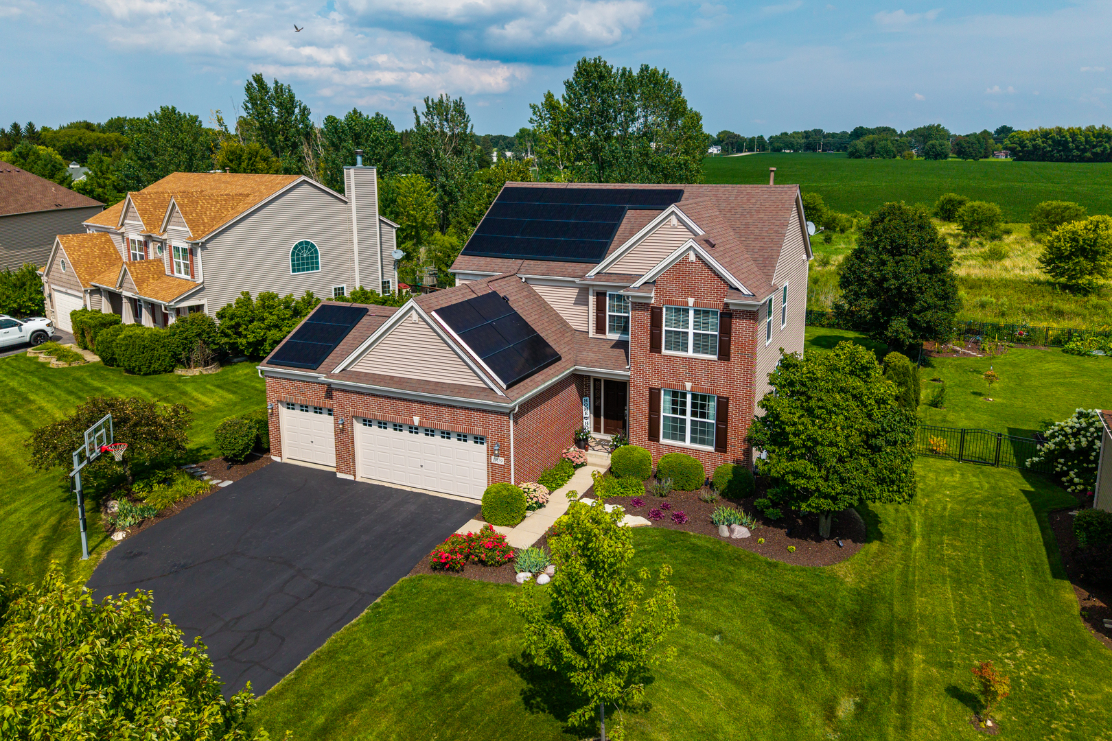 1009 Bennett Court, North Aurora, IL 60542