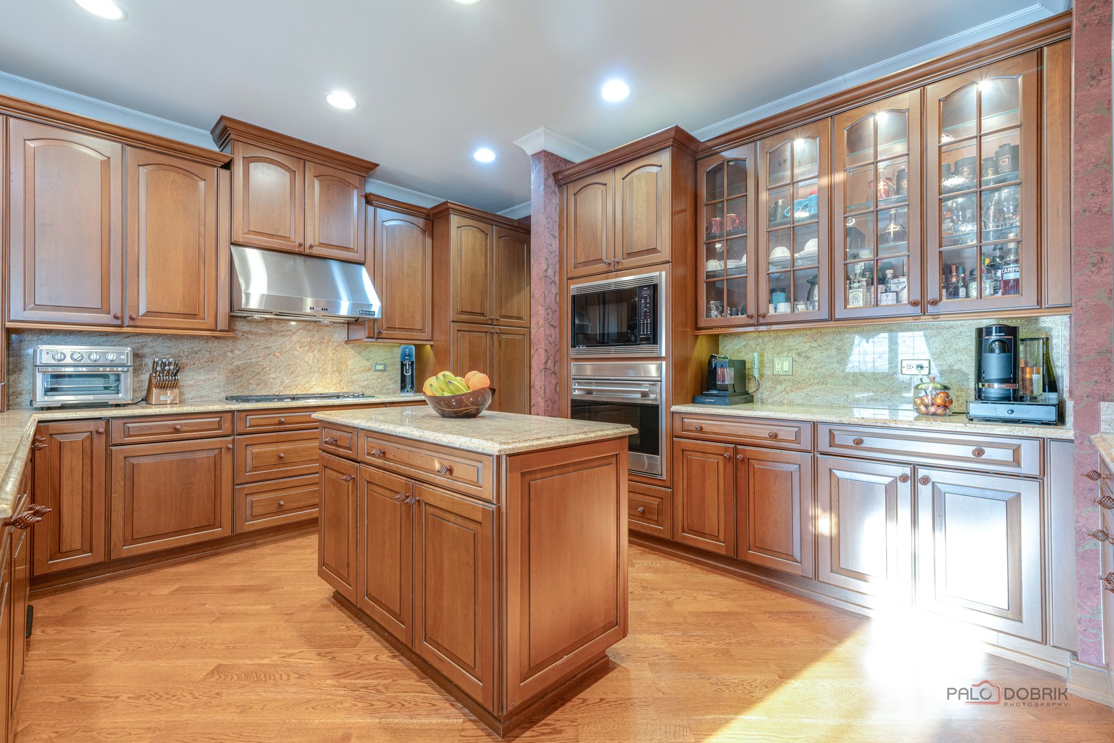 1800 AMBERLEY Court #309, Lake Forest, IL 60045