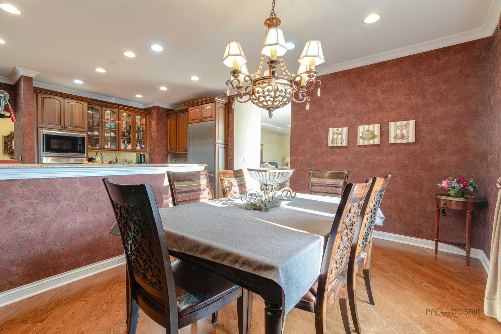 1800 AMBERLEY Court #309, Lake Forest, IL 60045