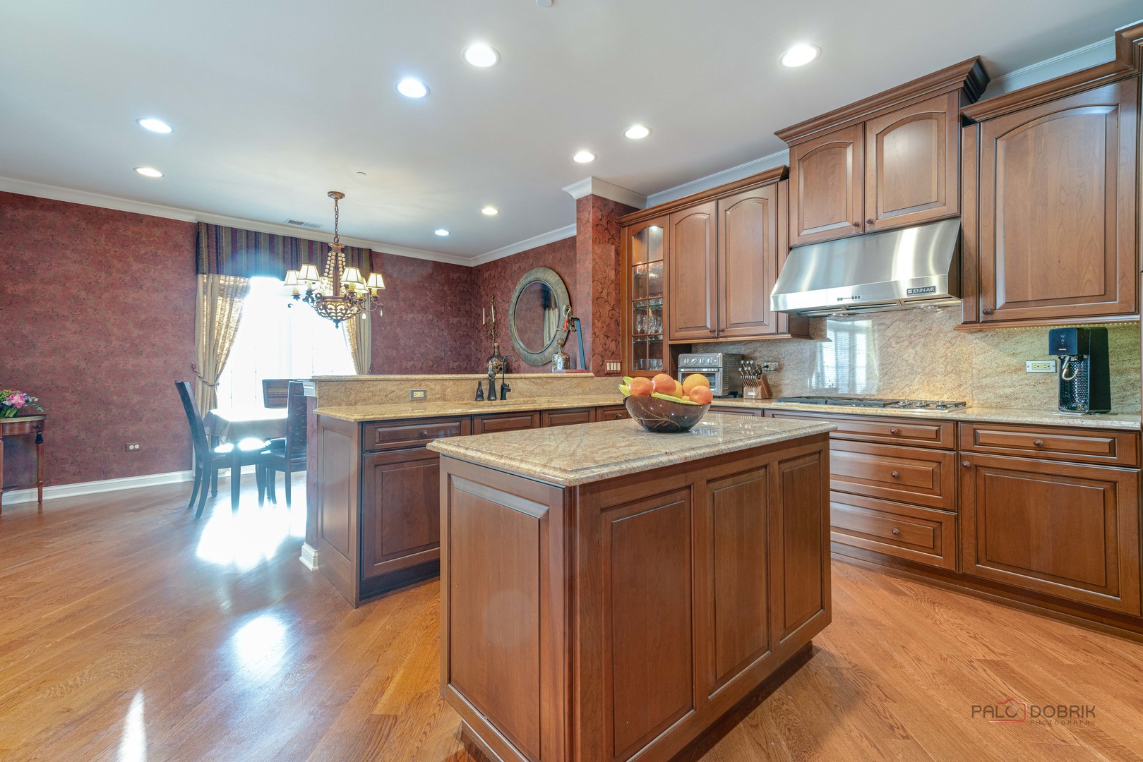 1800 AMBERLEY Court #309, Lake Forest, IL 60045