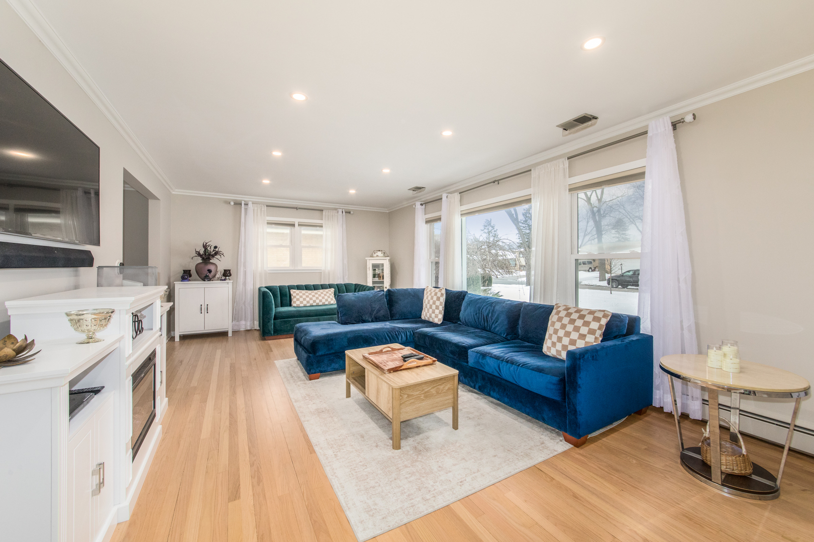 475 Amherst Avenue, Des Plaines, IL 60016