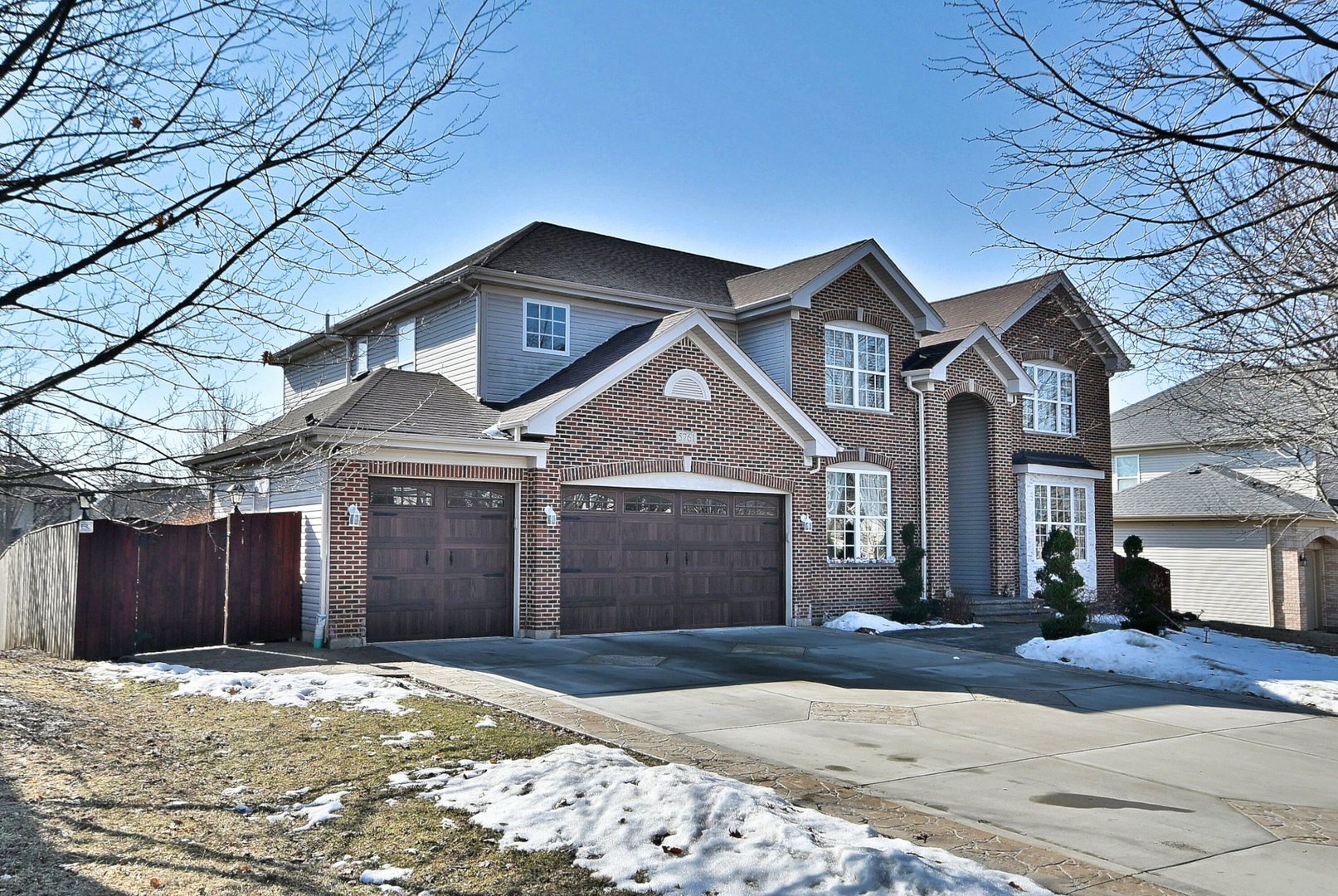 5761 PROVIDENCE Drive, Hoffman Estates, IL 60192