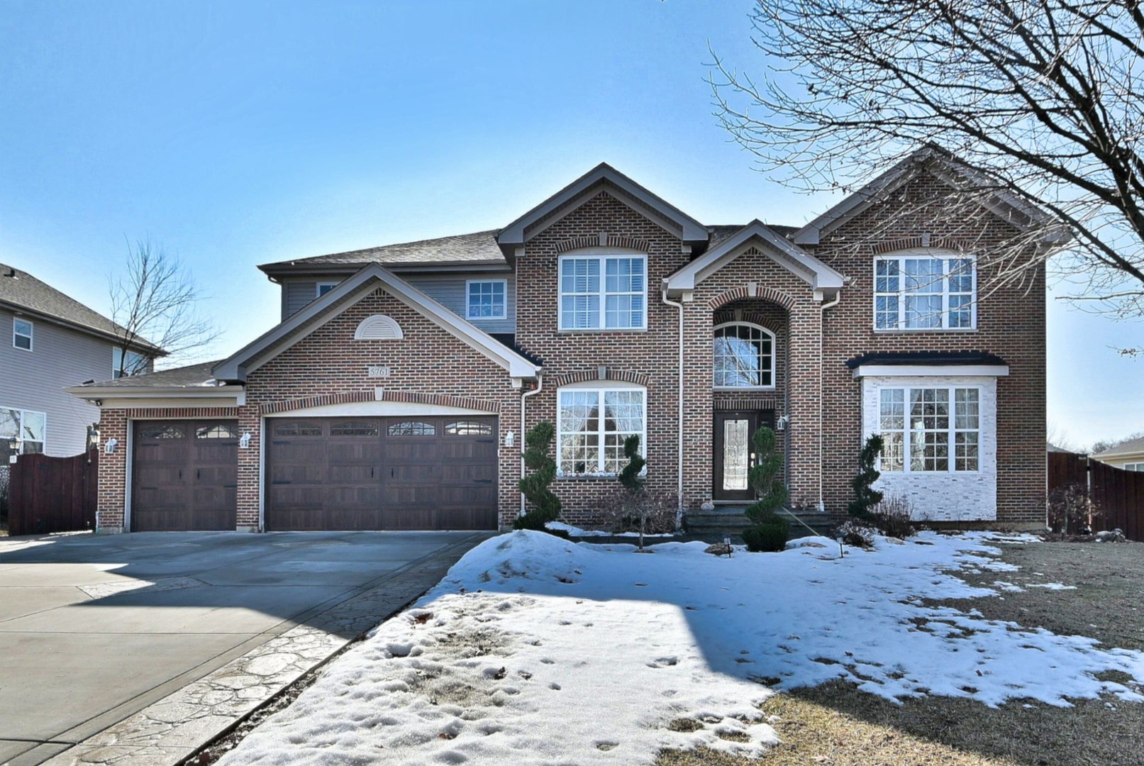 5761 PROVIDENCE Drive, Hoffman Estates, IL 60192