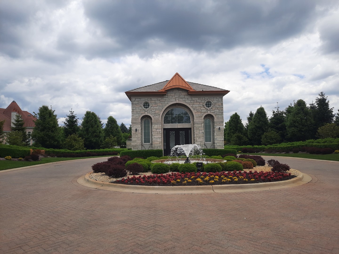 6 Blossom Court, South Barrington, IL 60010