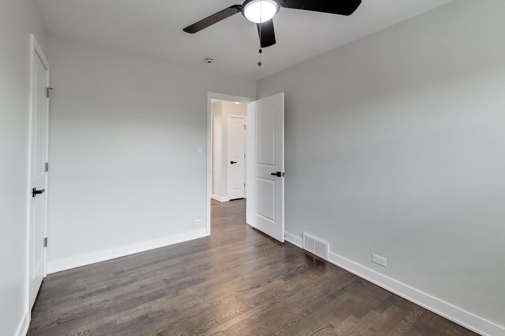 2431 Ernst Street, Franklin Park, IL 60131