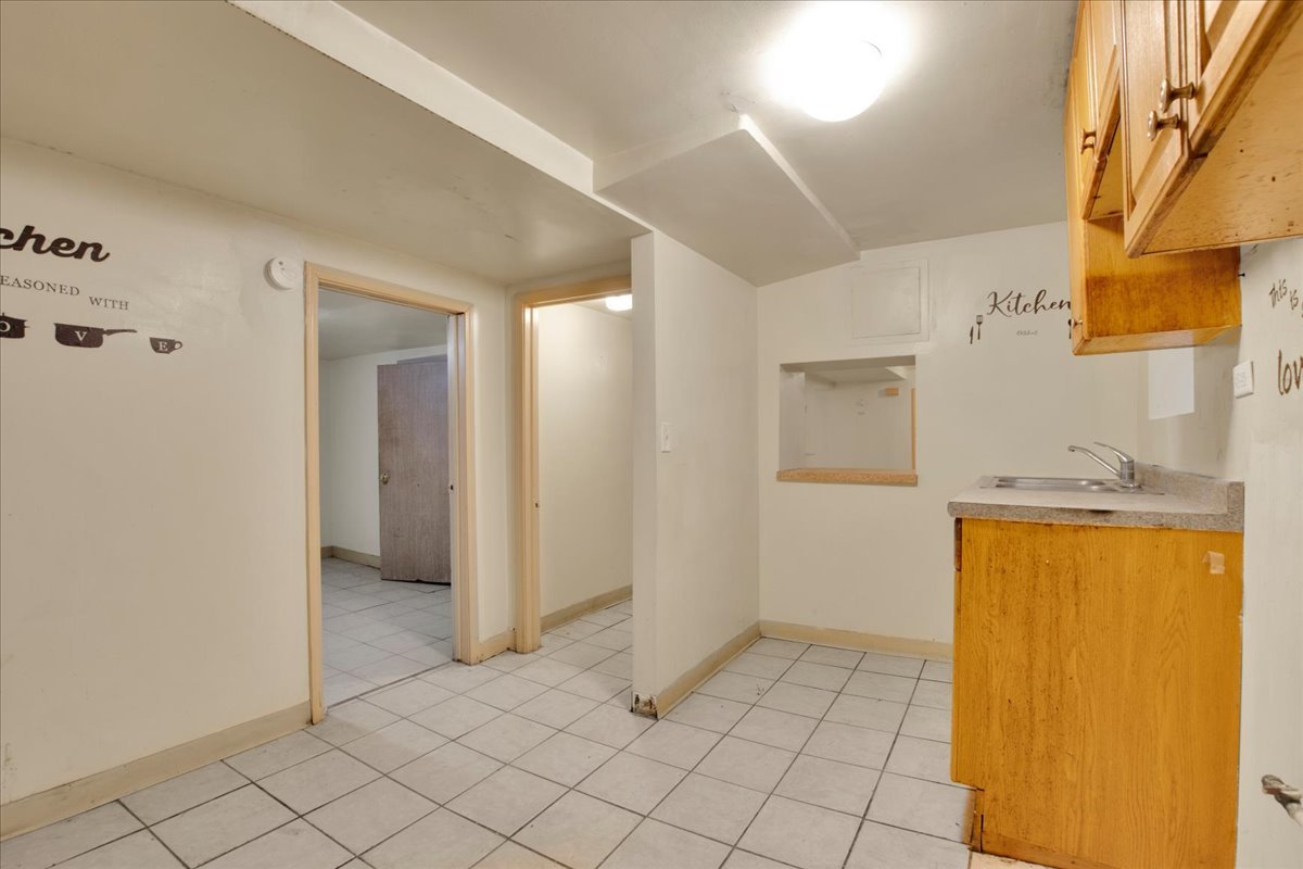 1640 N Linder Avenue, Chicago, IL 60639