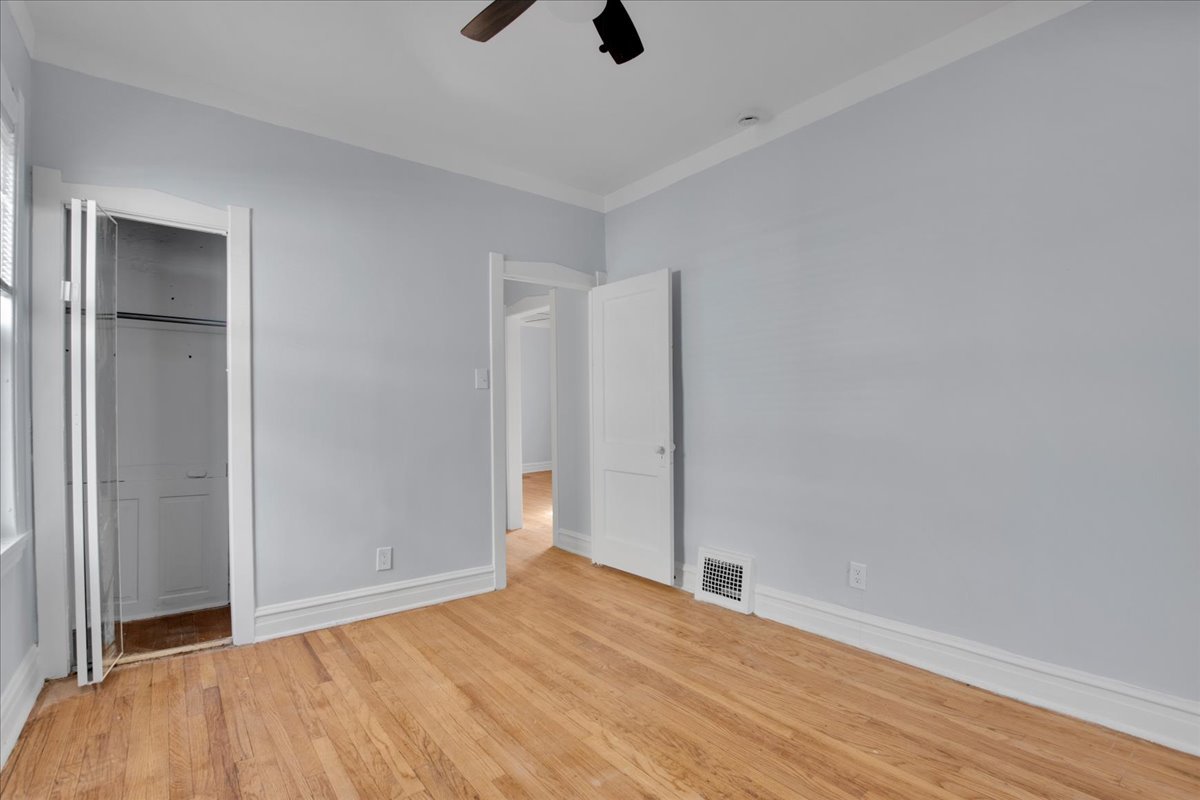 1640 N Linder Avenue, Chicago, IL 60639