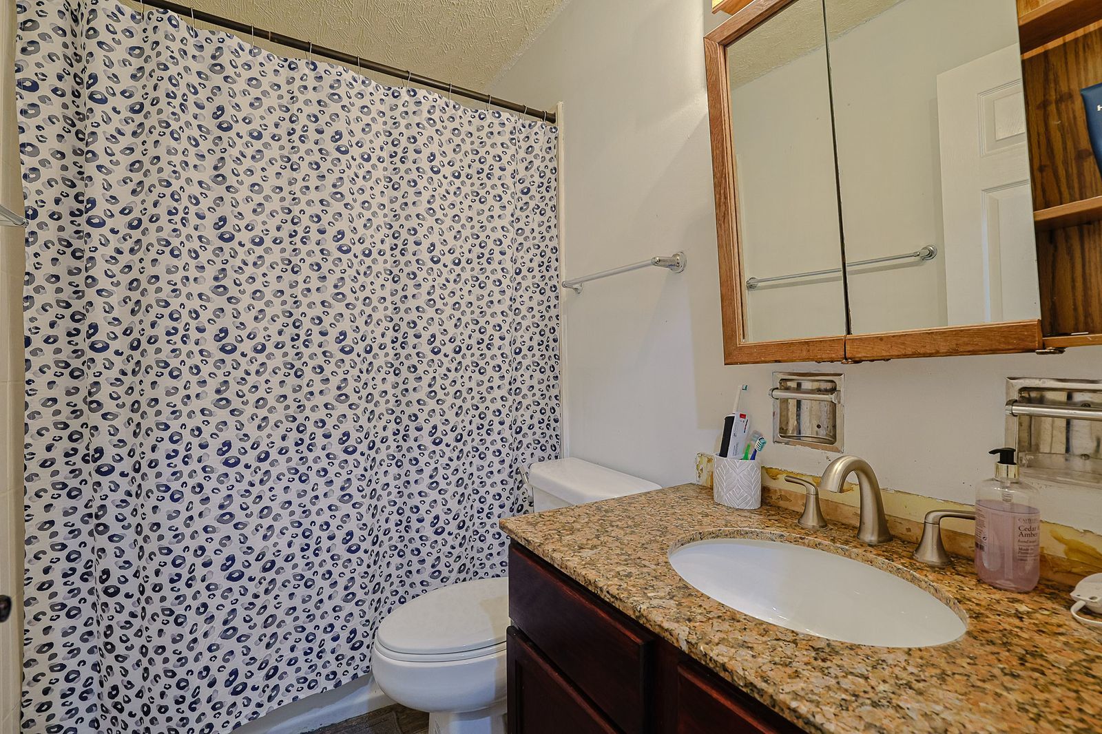 7815 Carlisle Drive, Hanover Park, IL 60133