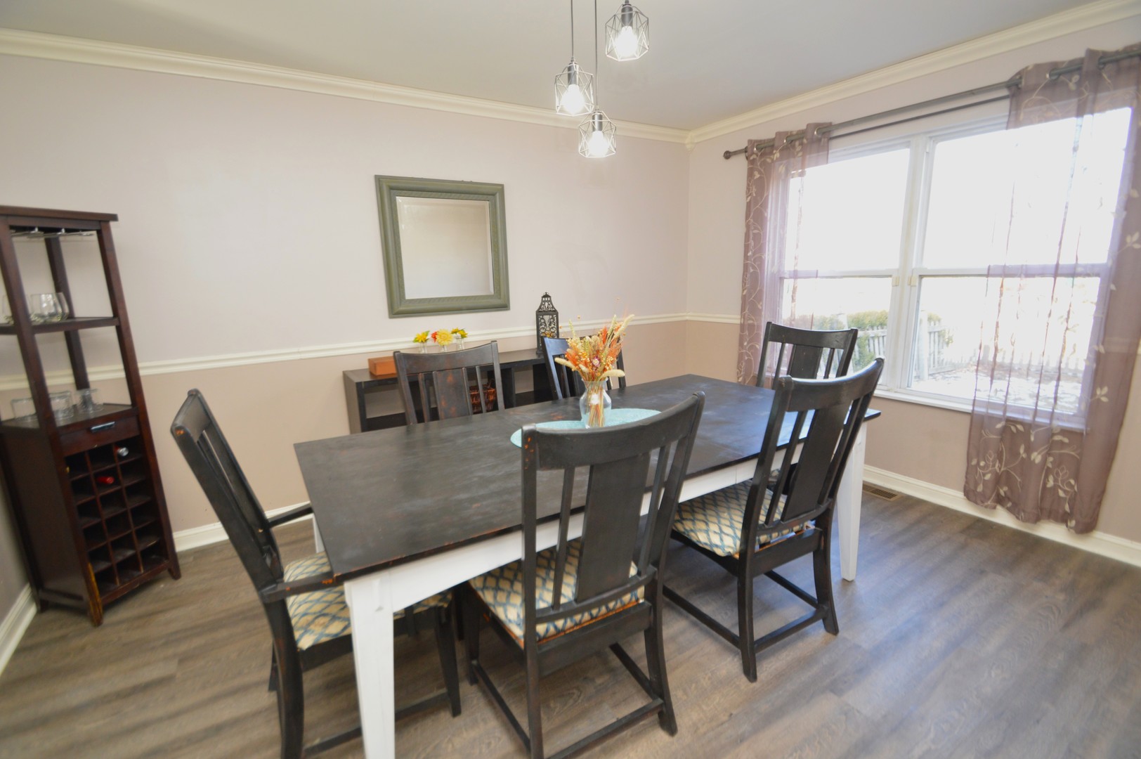 2004 Kingsbury Estates Drive, Plainfield, IL 60586