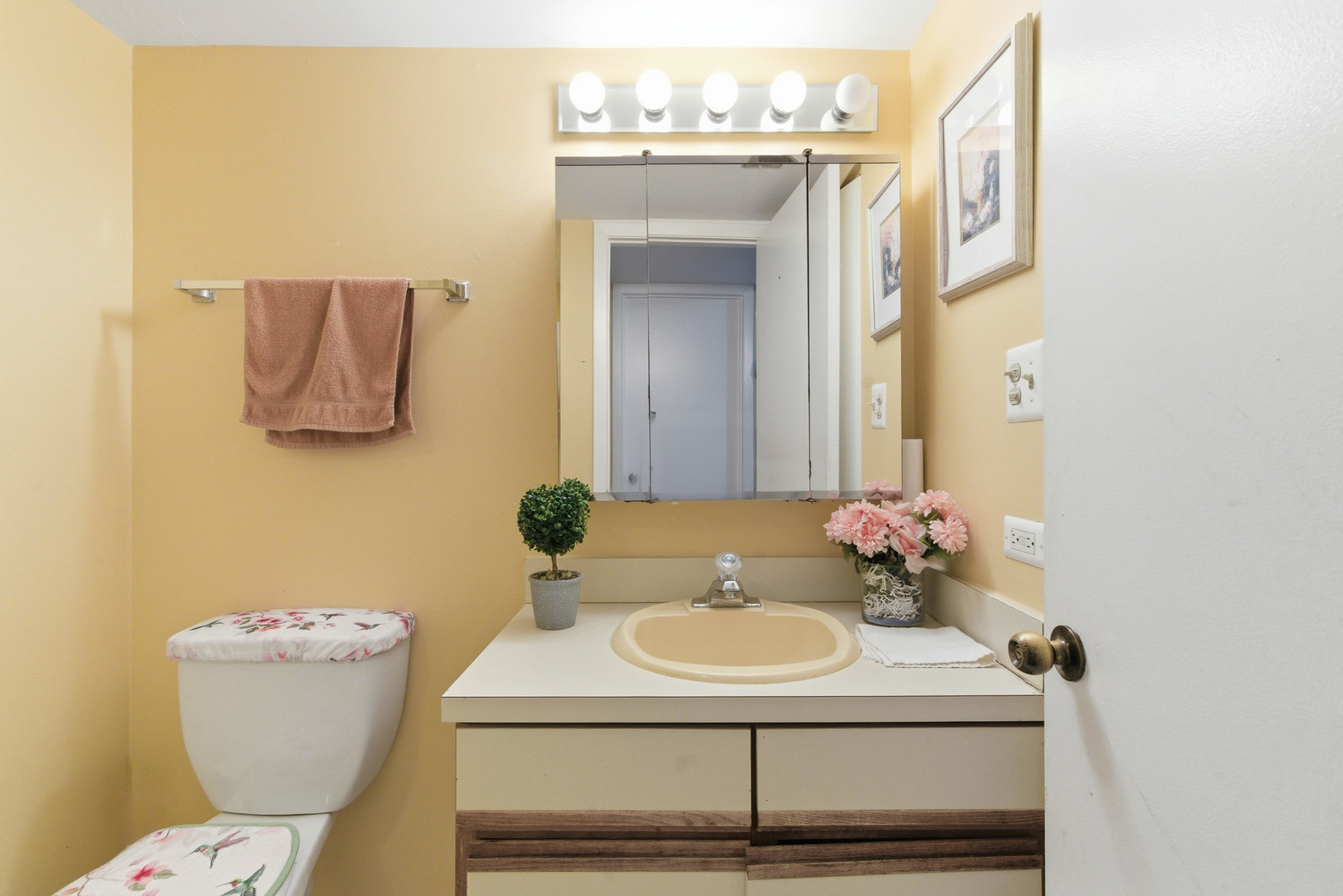 6010 Lake Bluff Drive #402, Tinley Park, IL 60477