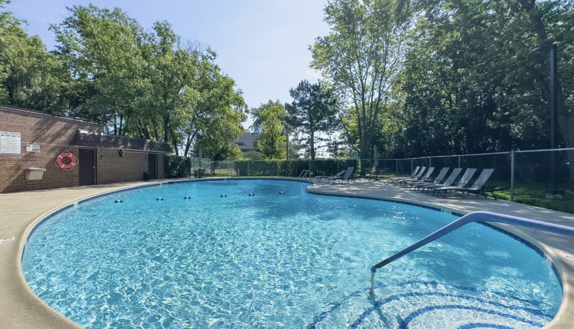 1125 Lake Cook Road #501E, Northbrook, IL 60062