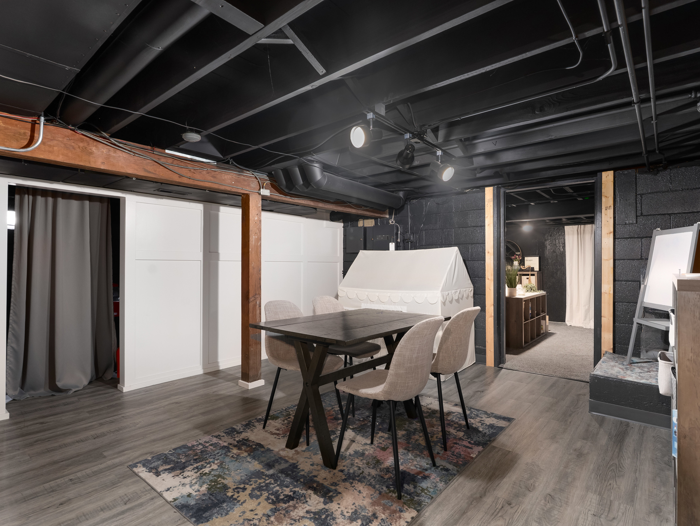 959 W Ogden Avenue, Naperville, IL 60563