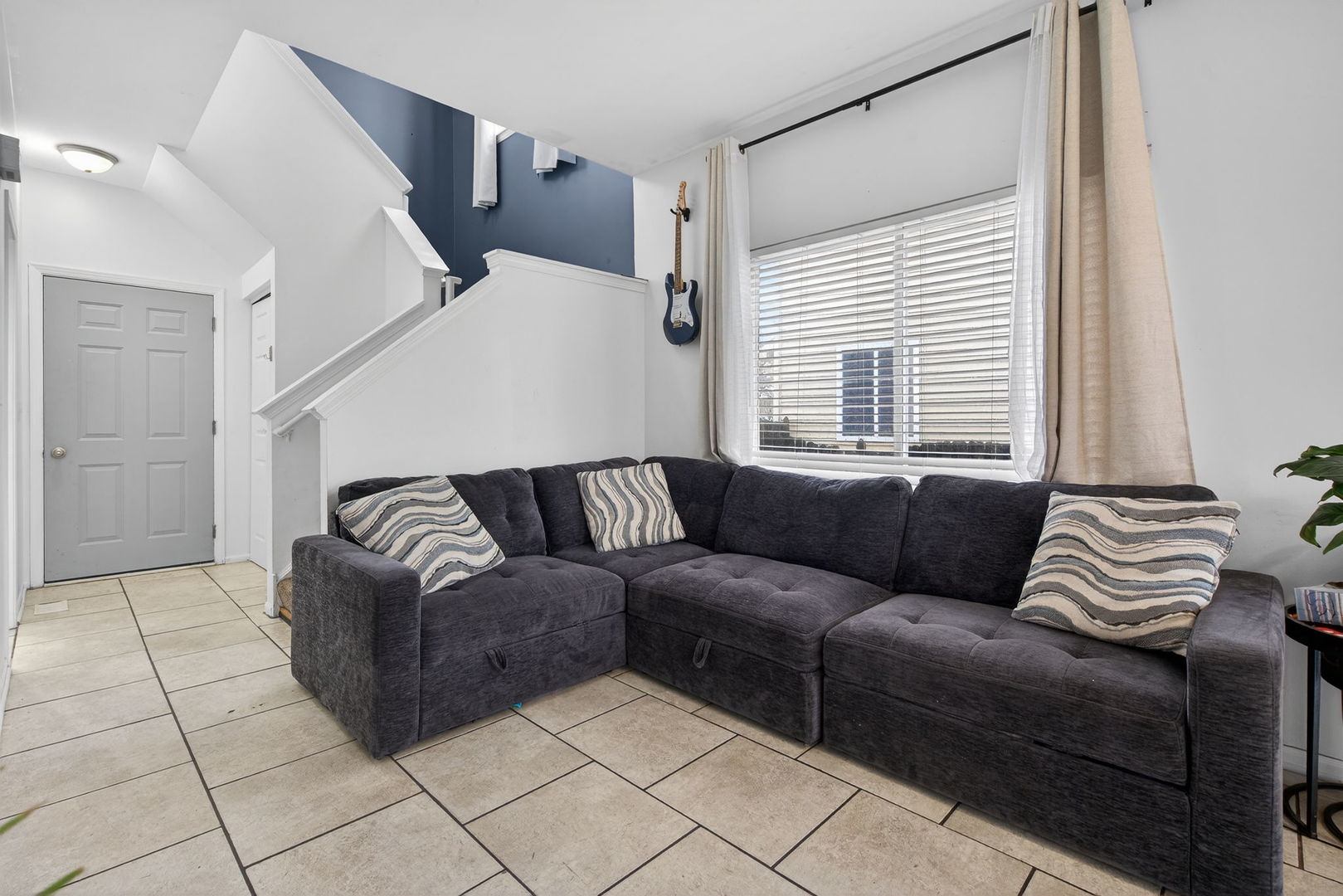 682 Zachary Drive, Romeoville, IL 60446