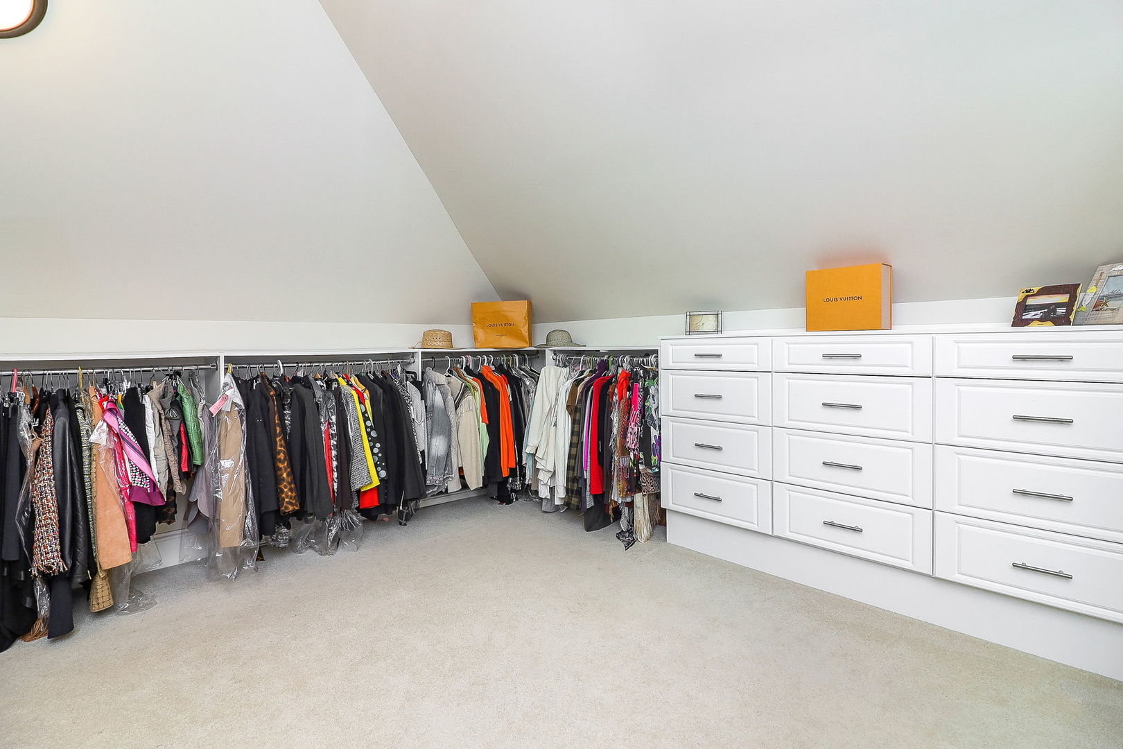 616 Driftwood Court, Naperville, IL 60540