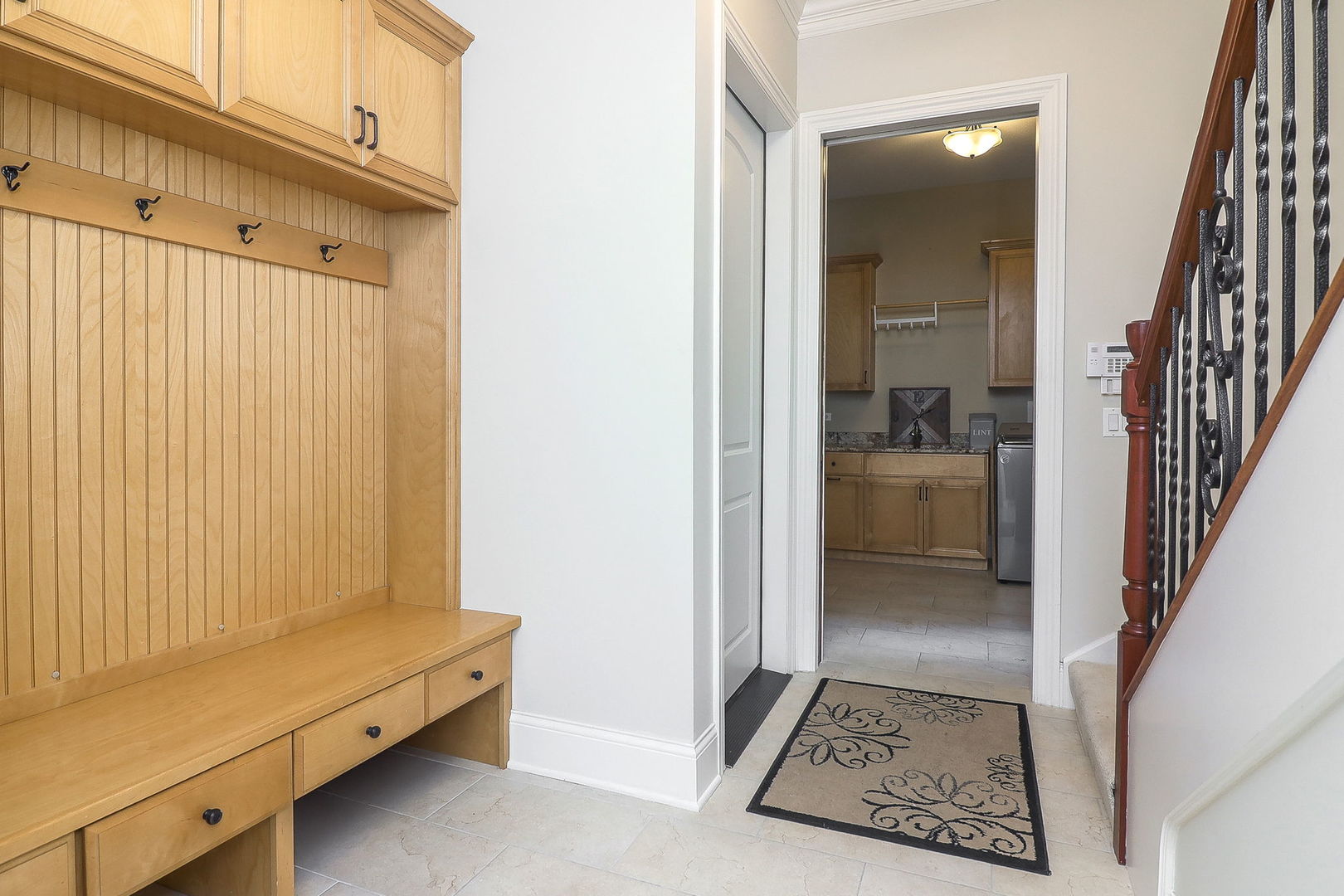 616 Driftwood Court, Naperville, IL 60540