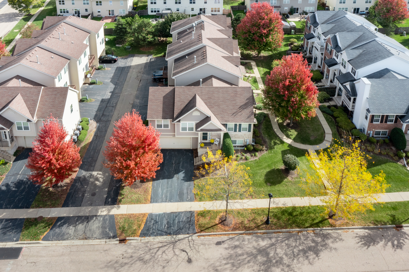 569 Treble Lane, Volo, IL 60073