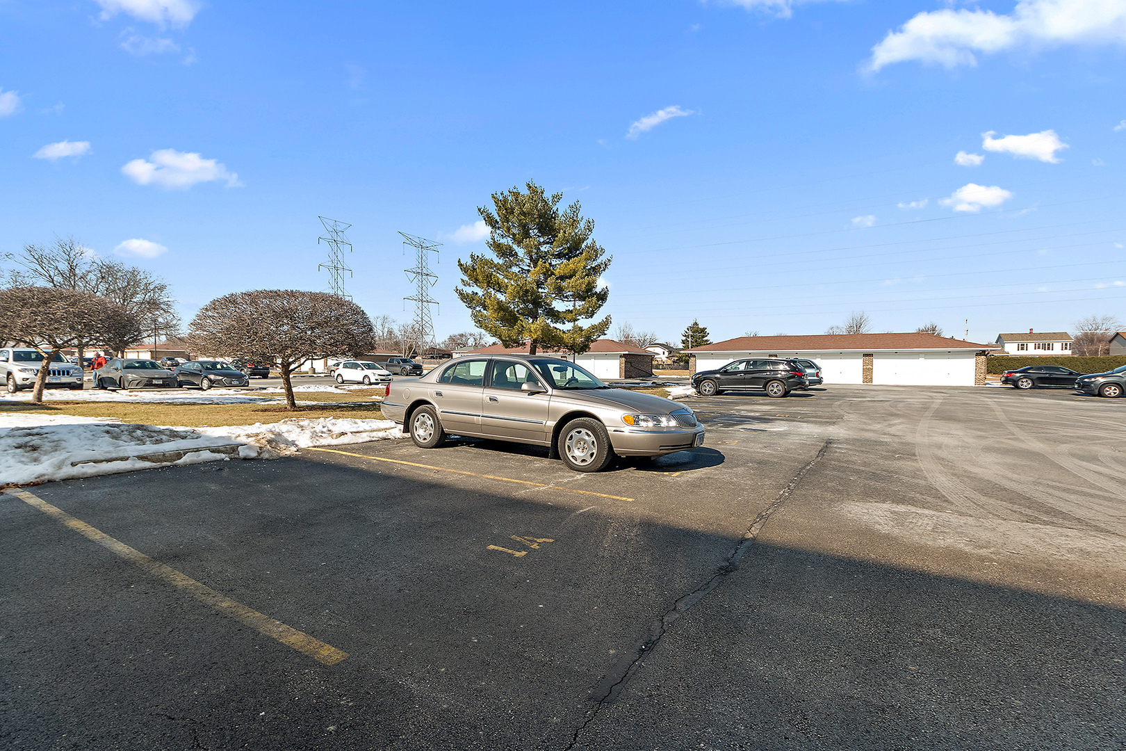 8932 W 140th Street #1A, Orland Park, IL 60462