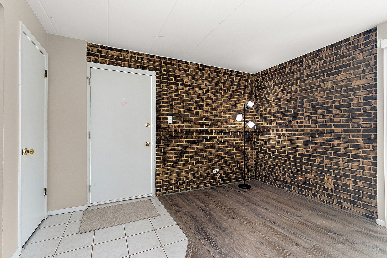 8932 W 140th Street #1A, Orland Park, IL 60462