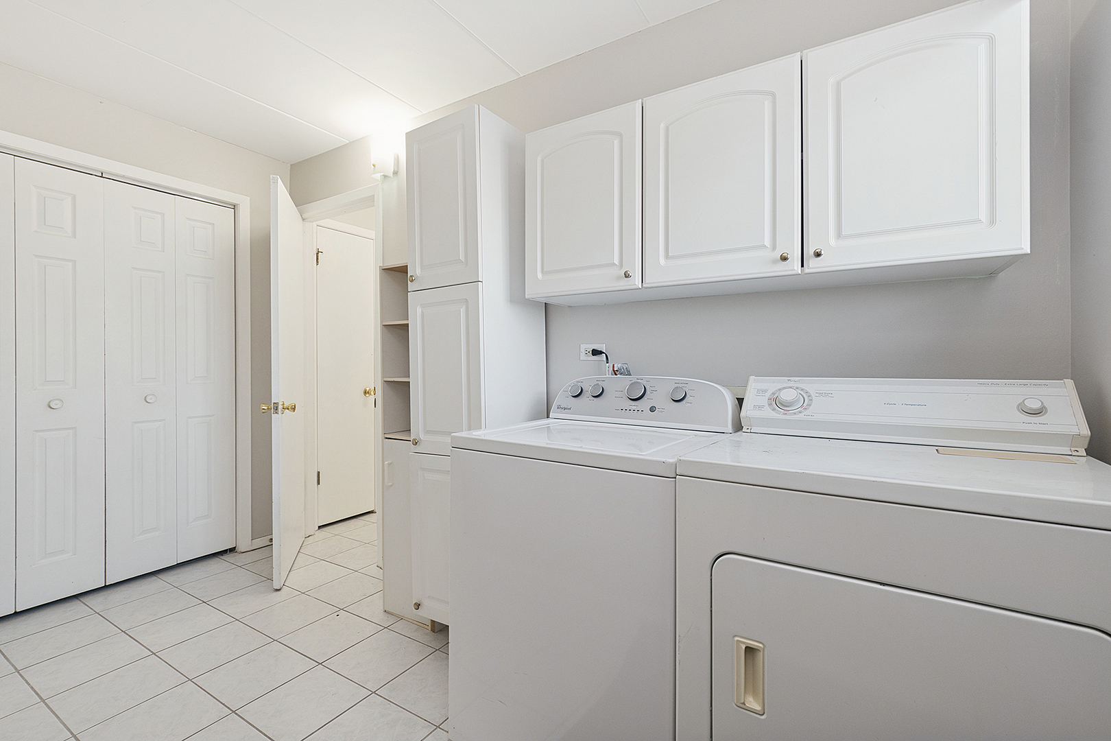 8932 W 140th Street #1A, Orland Park, IL 60462