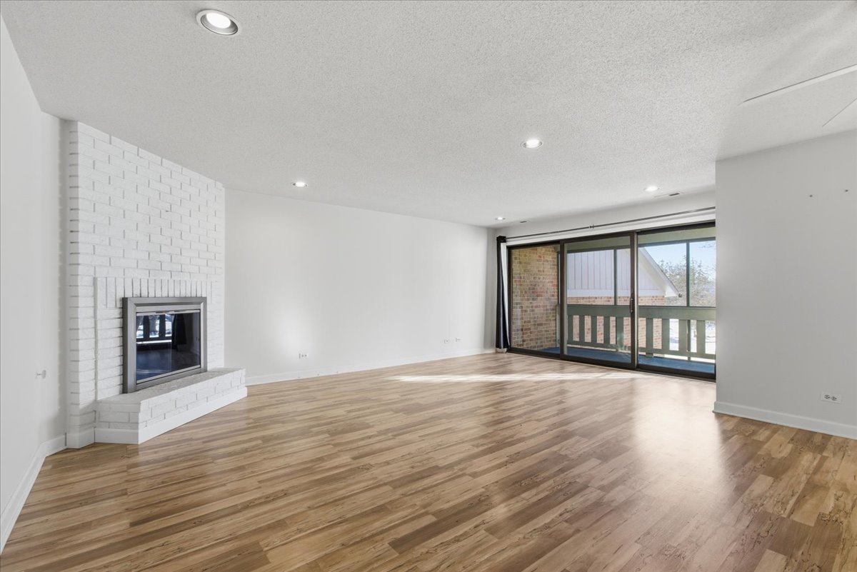 7711 W OAK RIDGE Court #2A, Palos Heights, IL 60463