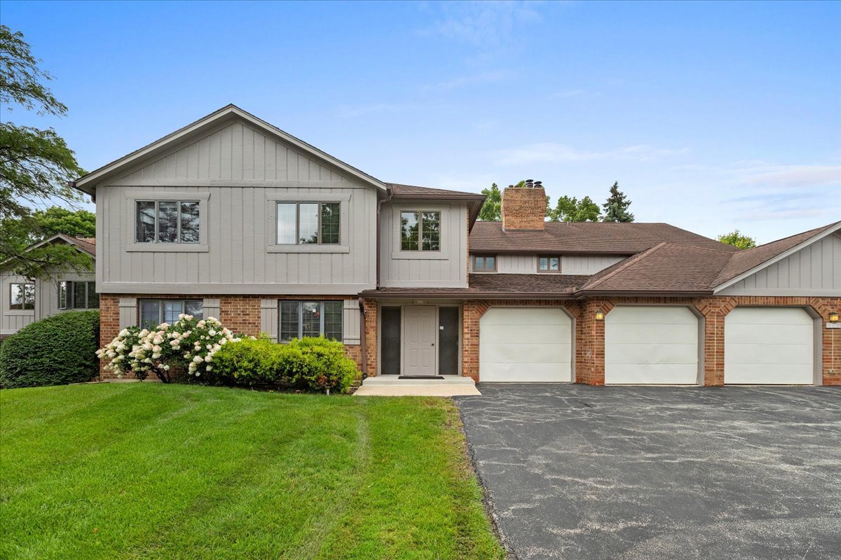 7711 W OAK RIDGE Court #2A, Palos Heights, IL 60463