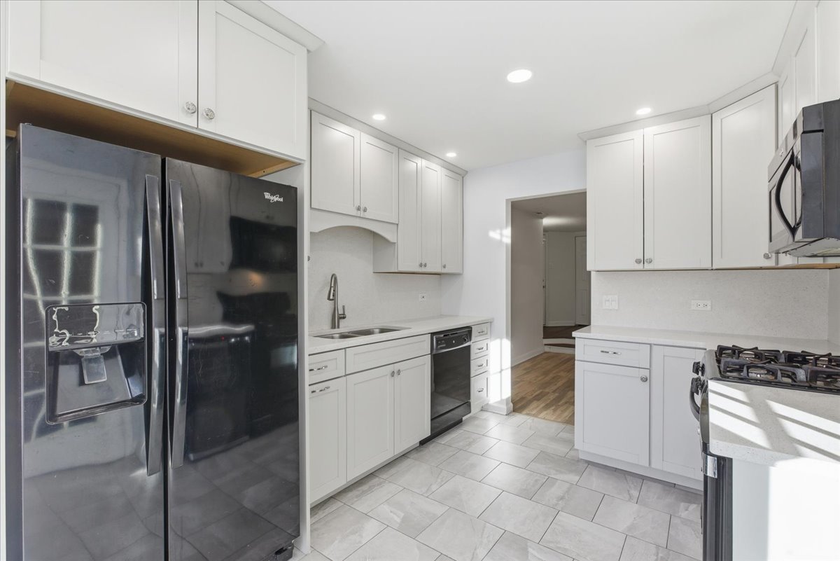 7711 W OAK RIDGE Court #2A, Palos Heights, IL 60463