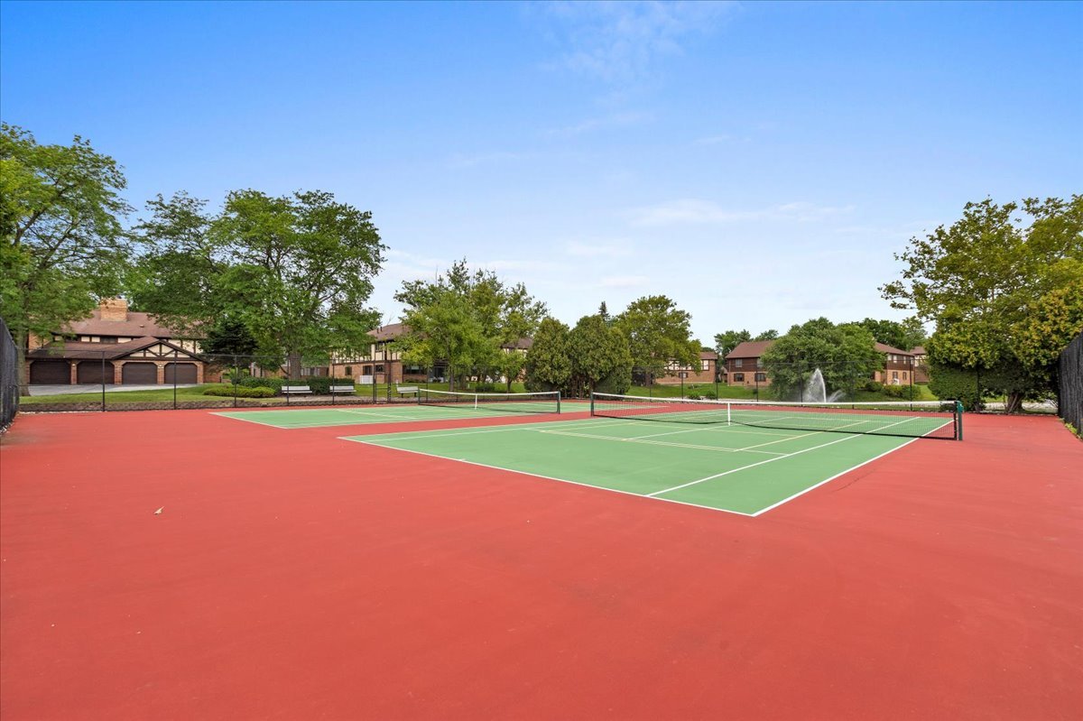 7711 W OAK RIDGE Court #2A, Palos Heights, IL 60463