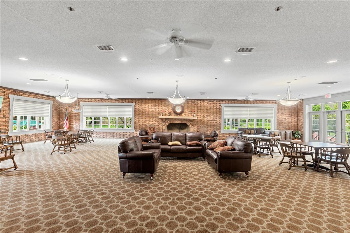 7711 W OAK RIDGE Court #2A, Palos Heights, IL 60463