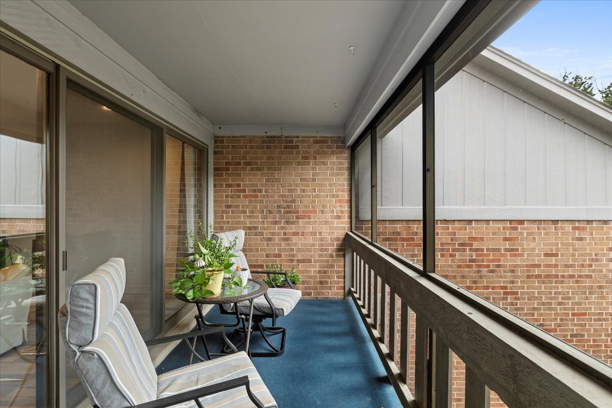 7711 W OAK RIDGE Court #2A, Palos Heights, IL 60463